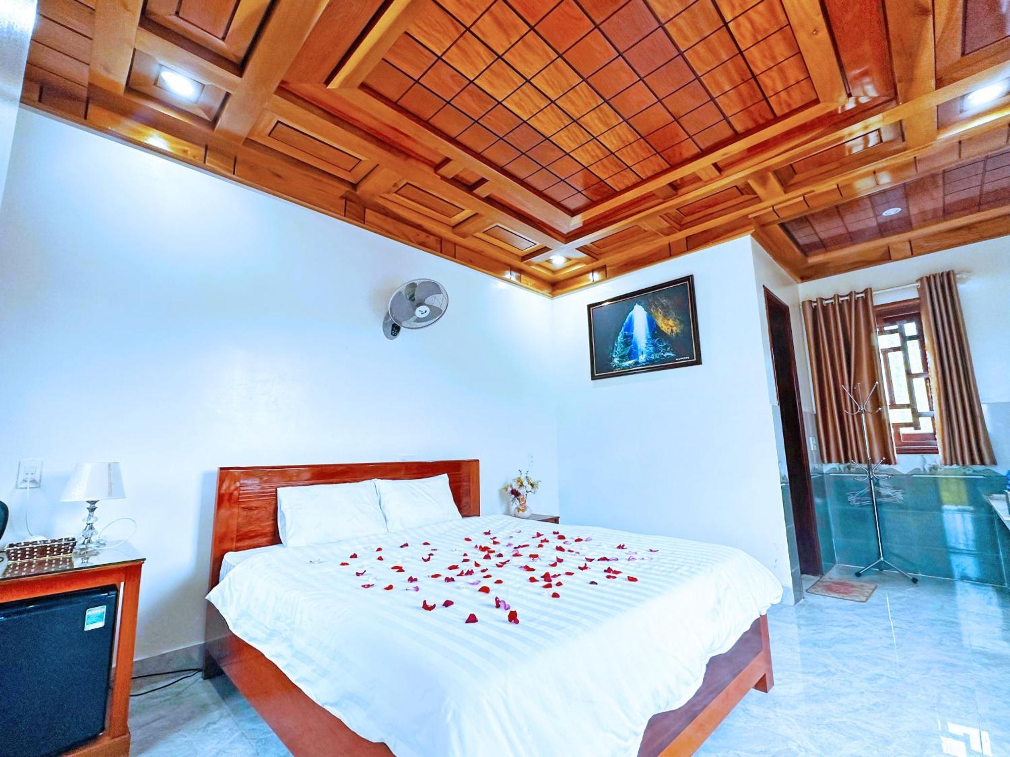 The Hill Villas Phong Nha Exterior photo